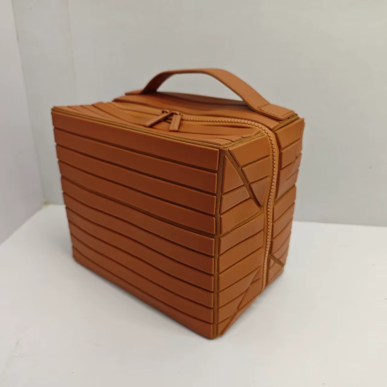 Cosmetic storage bag