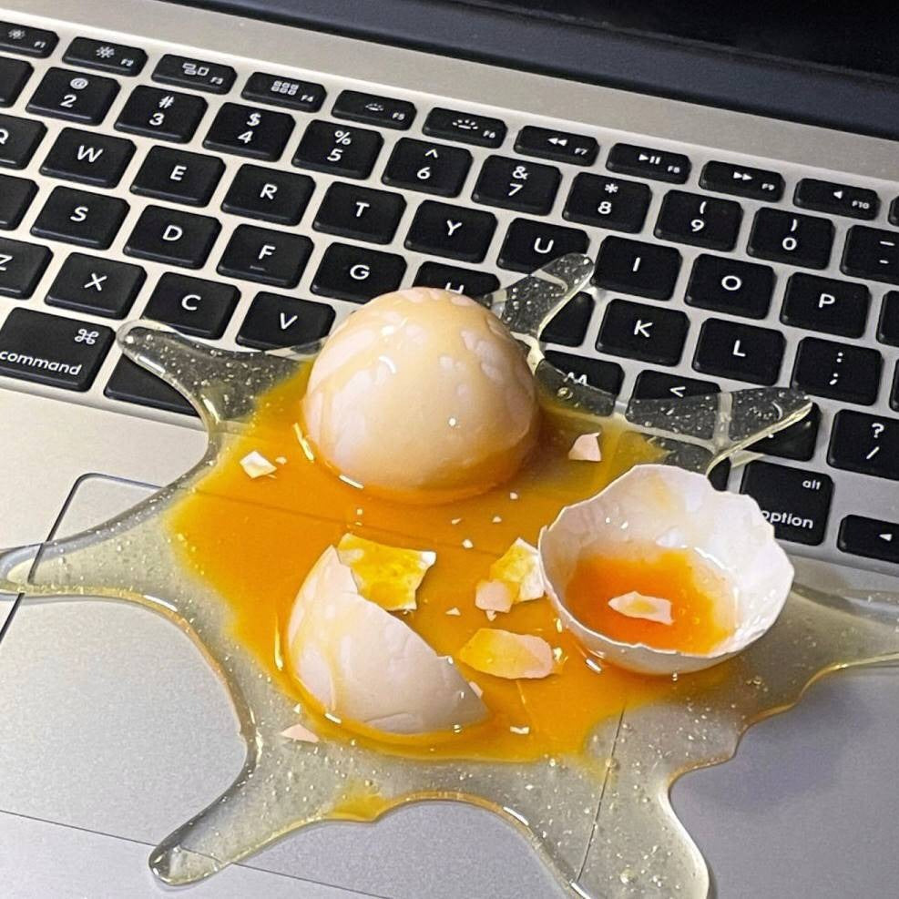 Broken egg phone stand